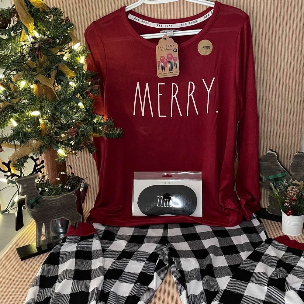 🎄 NWT 🎄 Rae Dunn Merry Pajama Set with Rae Dunn Sleep Mask